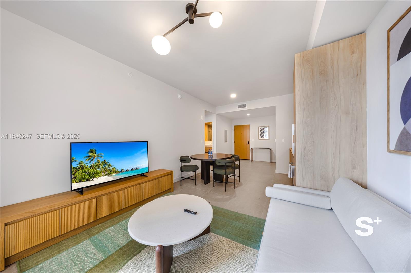 image The Crosby Miami Worldcenter12