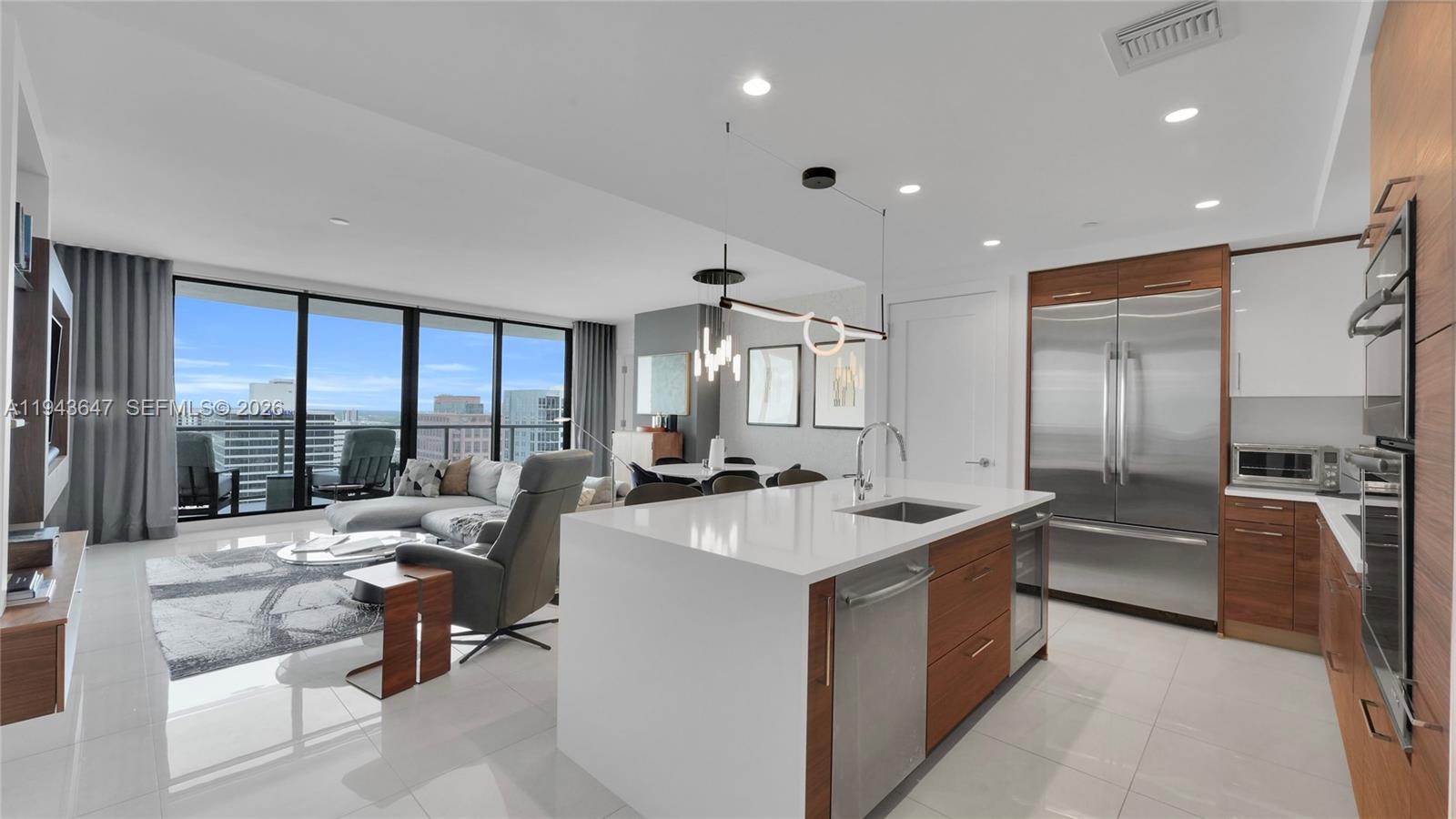 100 E Las Olas Blvd #2802 Fort Lauderdale, FL 33301