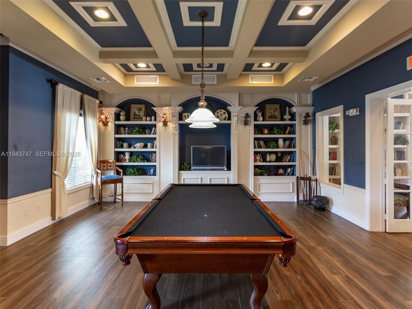 6861 SW 44th St #304 Miami, FL 33155