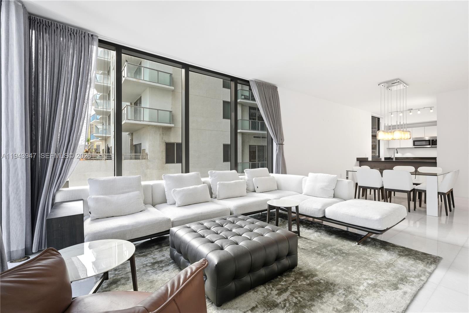 image 1010 Brickell Condo1