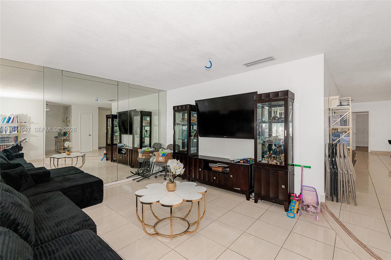 8950 Harding Ave Surfside, FL 33154