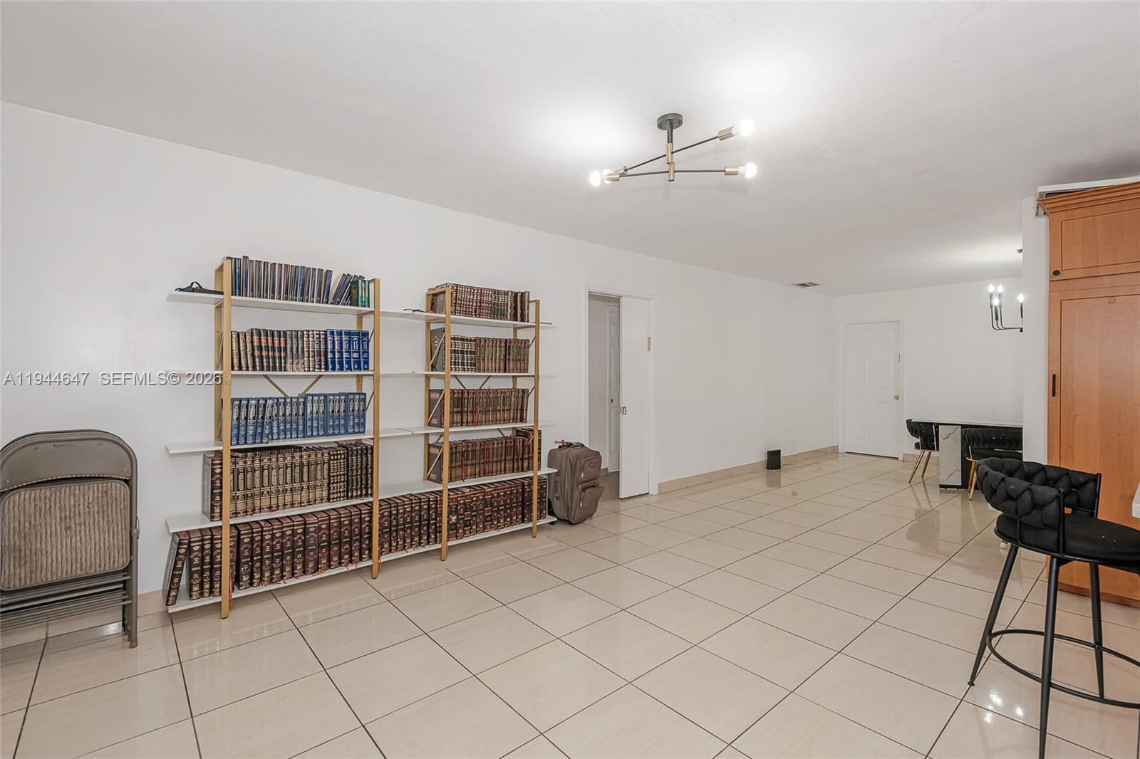 8950 Harding Ave Surfside, FL 33154