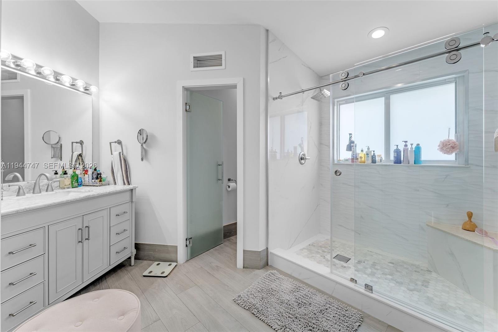 4241 SW 154th Pl Miami, FL 33185