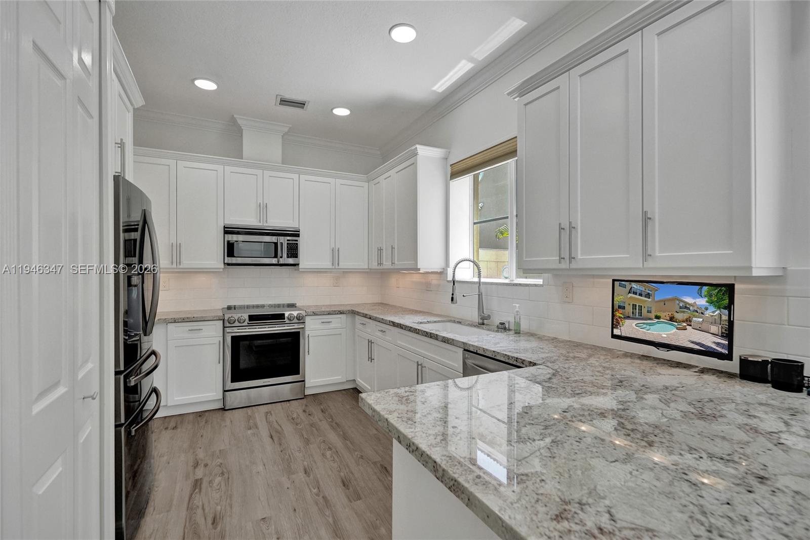 1115 NE 14th Ave Fort Lauderdale, FL 33304