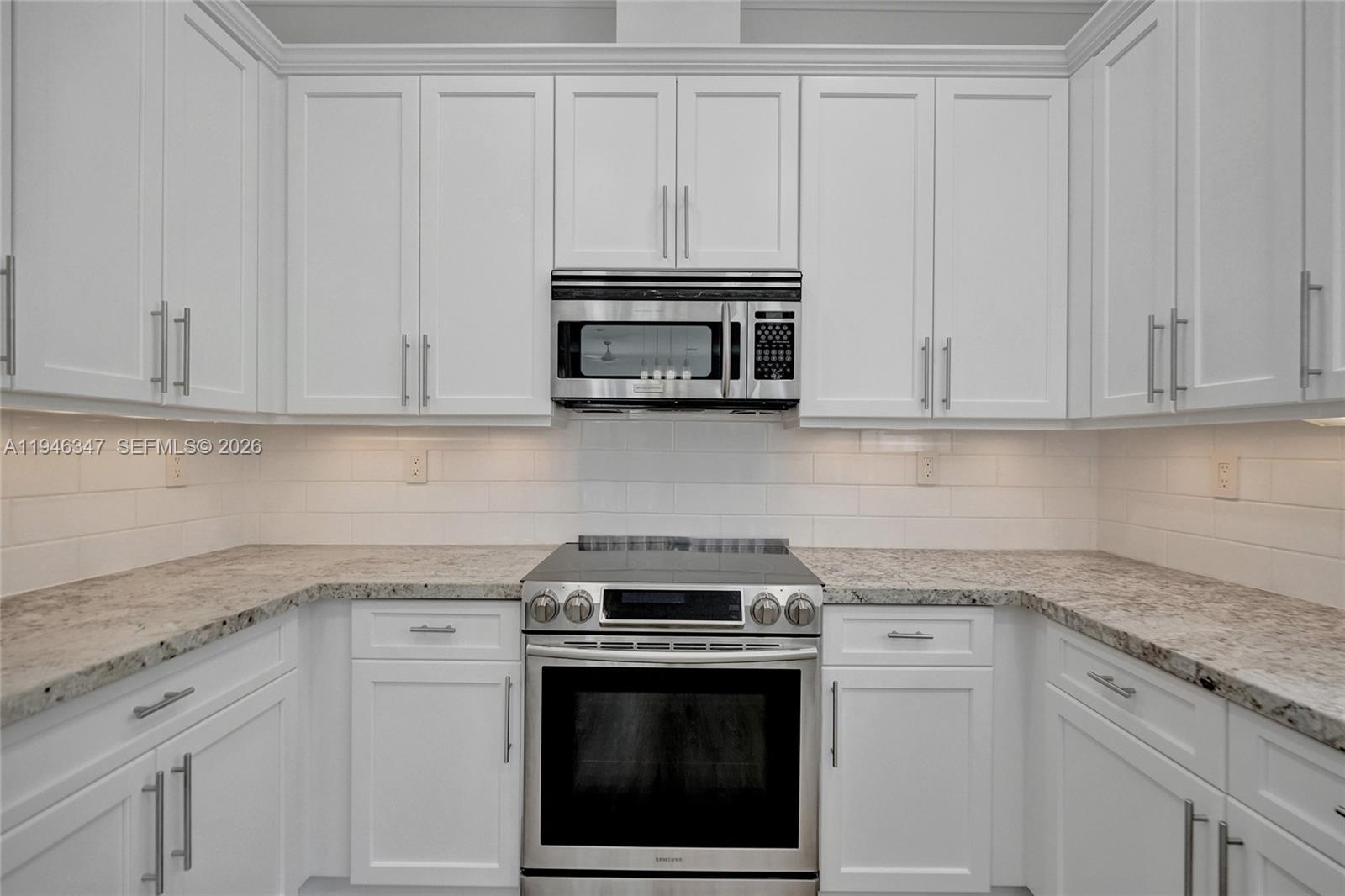 1115 NE 14th Ave Fort Lauderdale, FL 33304