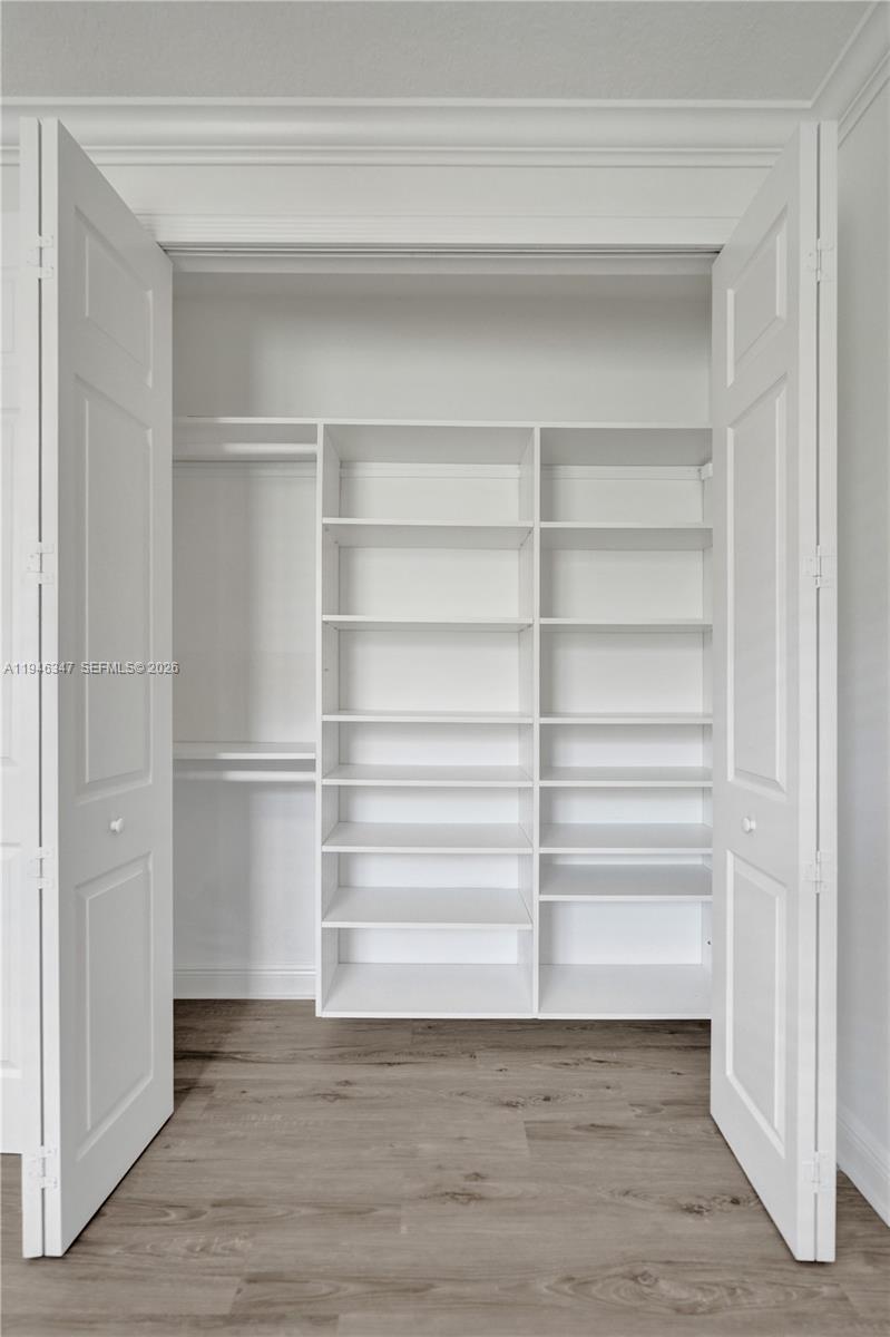 1115 NE 14th Ave Fort Lauderdale, FL 33304