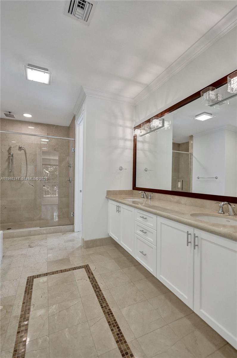 1115 NE 14th Ave Fort Lauderdale, FL 33304