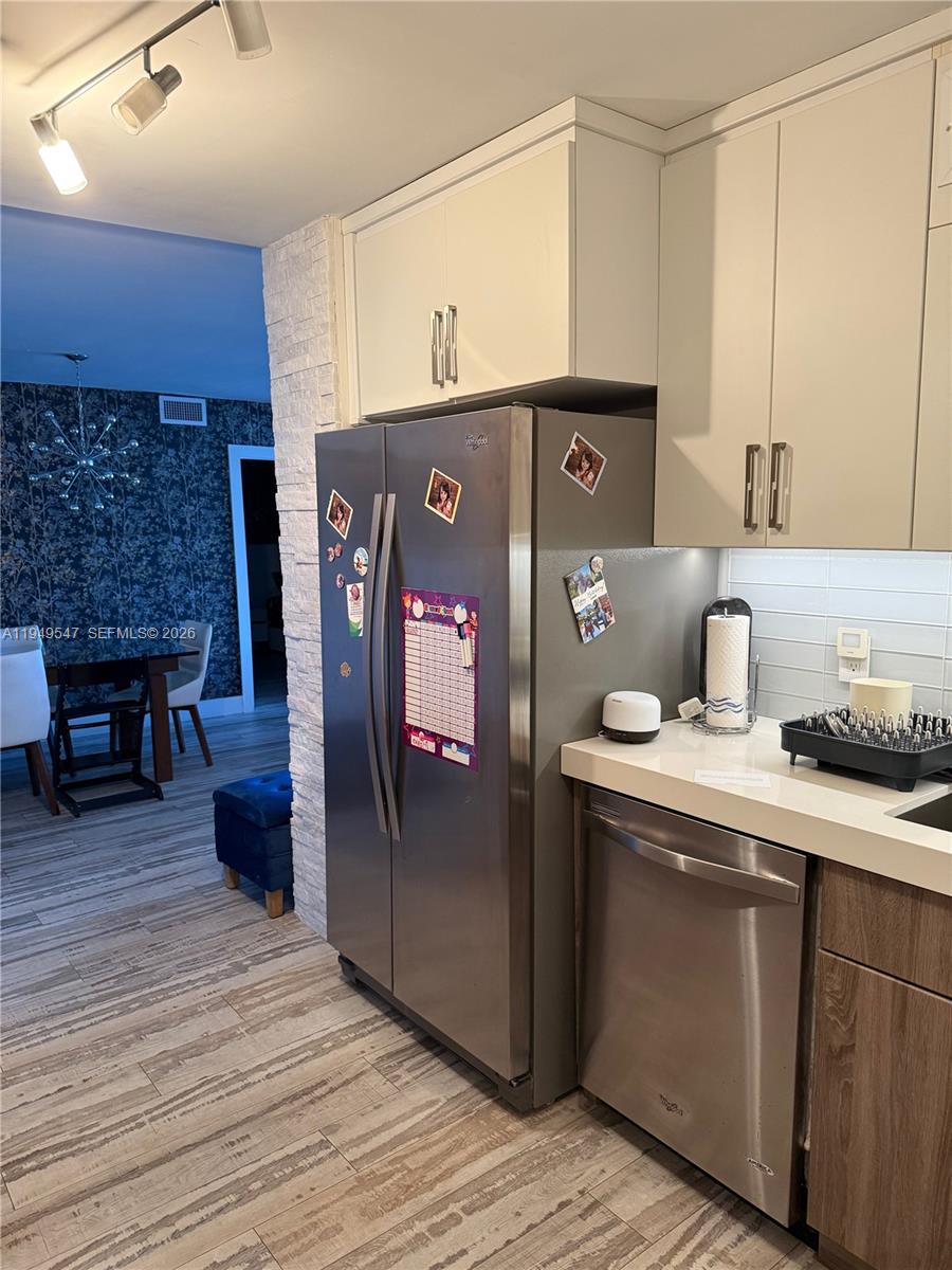 5750 Collins Ave #11D Miami Beach, FL 33140