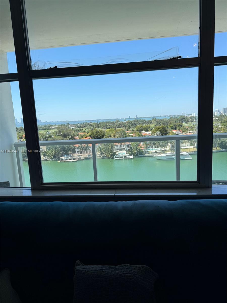 5750 Collins Ave #11D Miami Beach, FL 33140