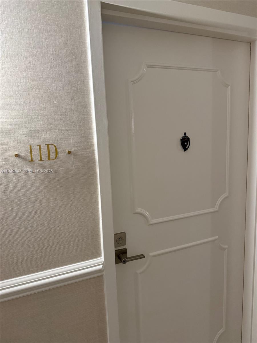 5750 Collins Ave #11D Miami Beach, FL 33140