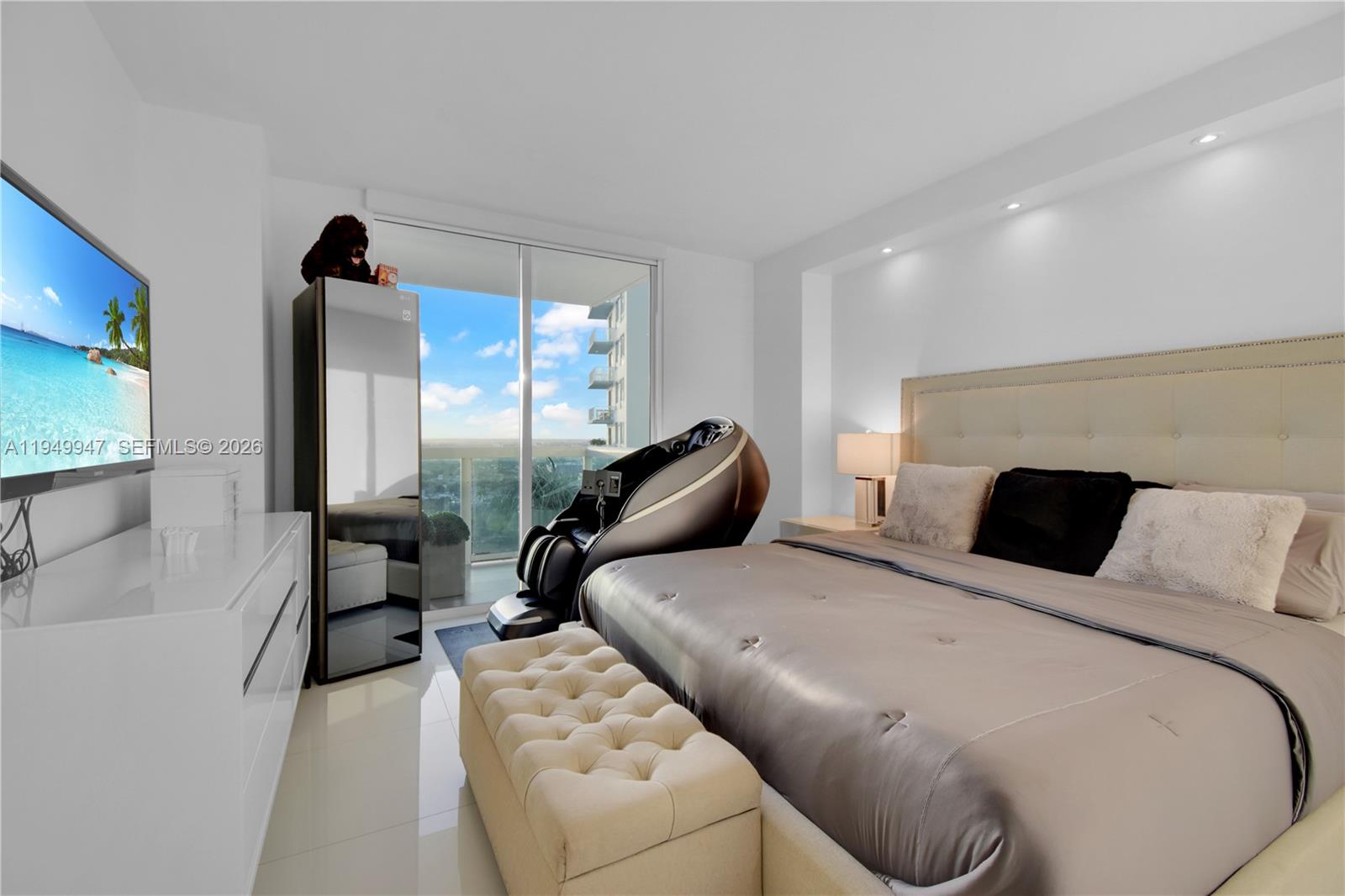 1800 N Bayshore Dr #3410 Miami, FL 33132