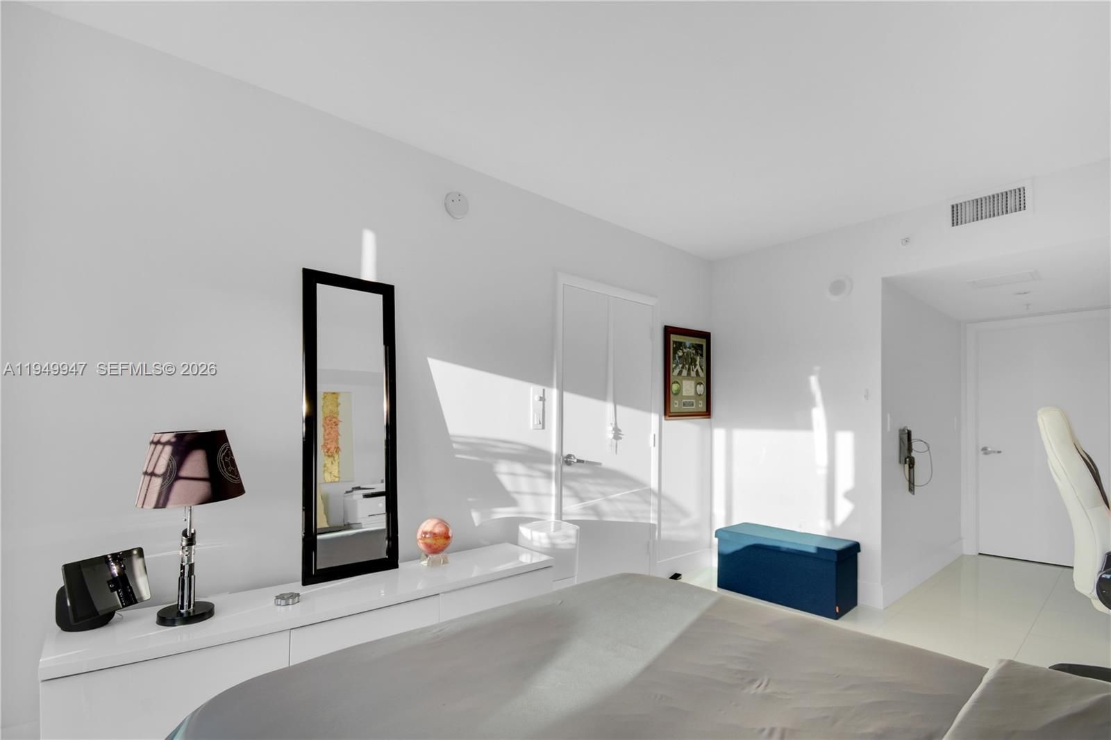 1800 N Bayshore Dr #3410 Miami, FL 33132