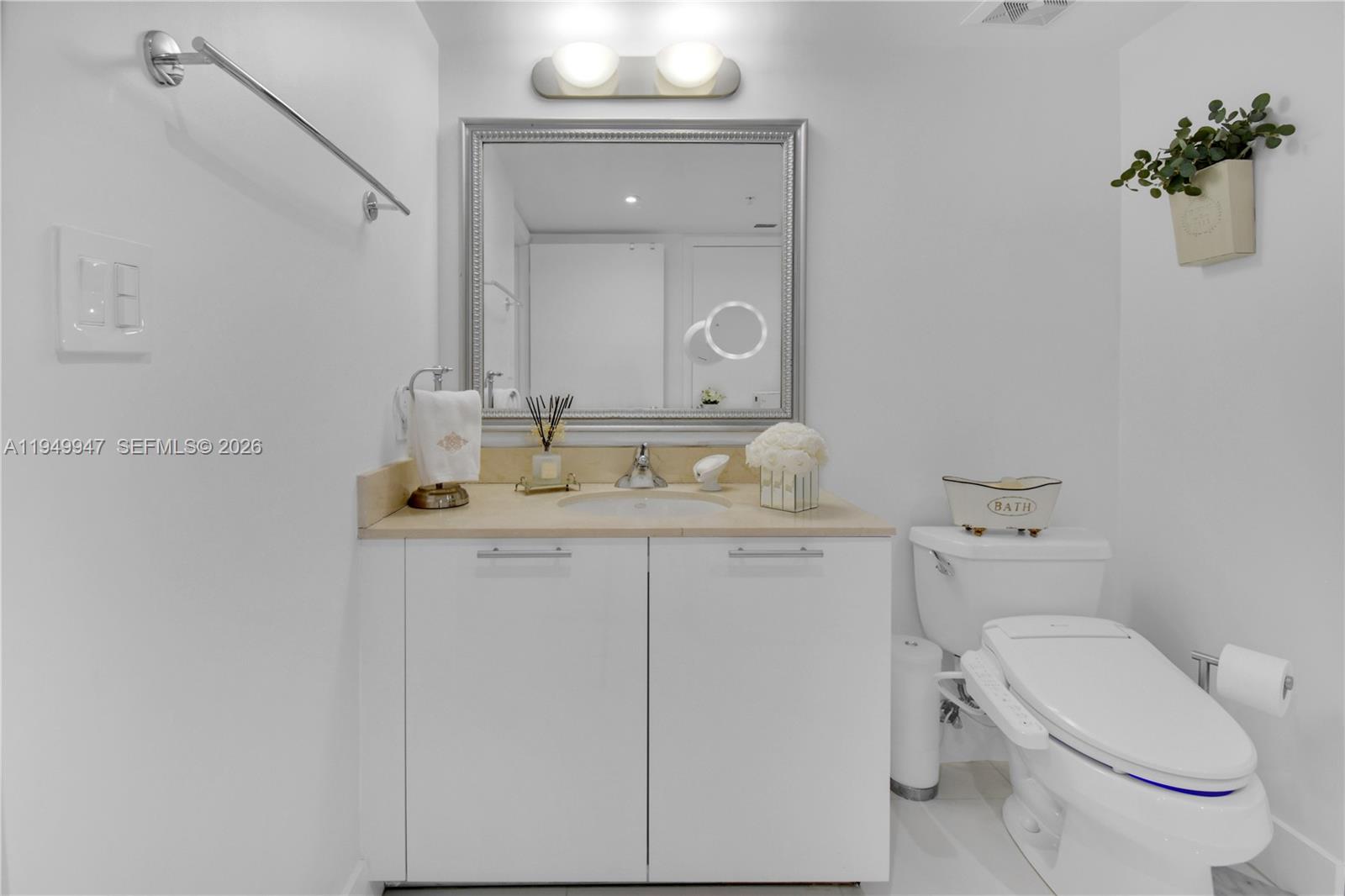 1800 N Bayshore Dr #3410 Miami, FL 33132