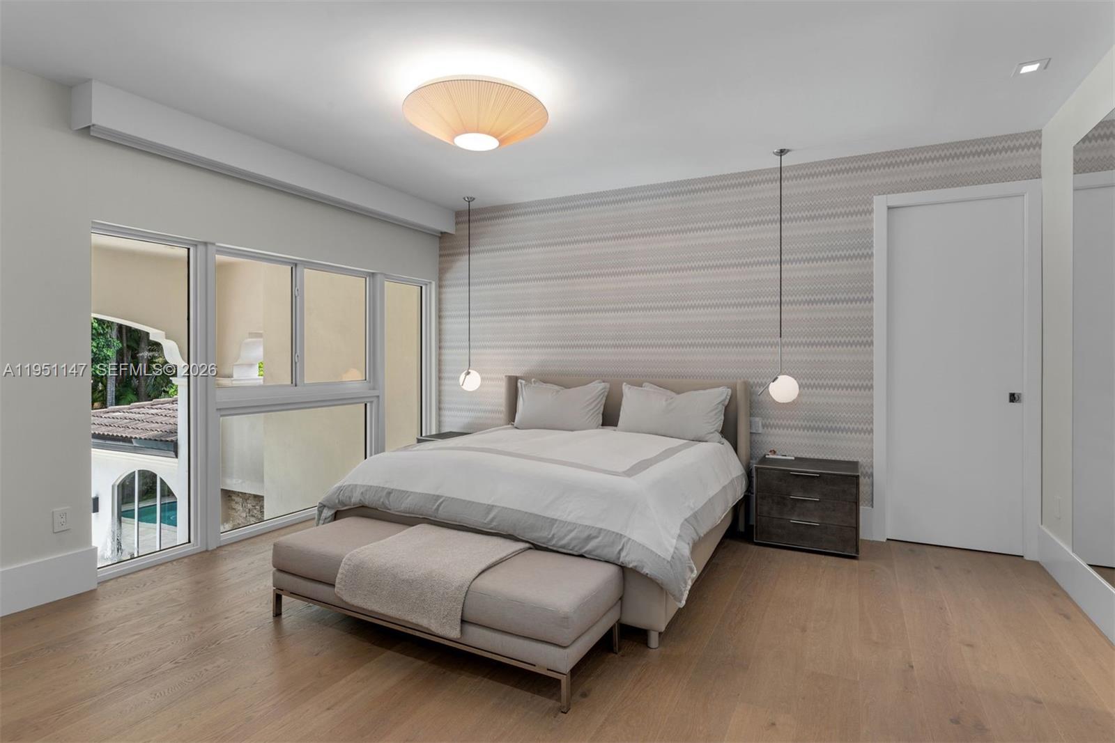 229 Golden Bch Dr Golden Beach, FL 33160