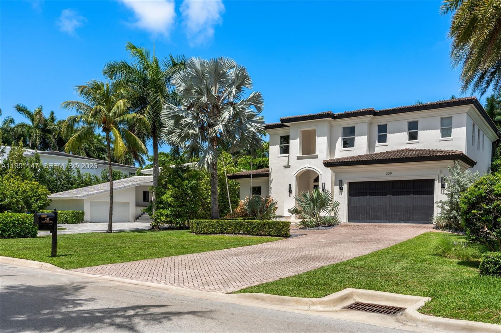 229 Golden Bch Dr Golden Beach, FL 33160