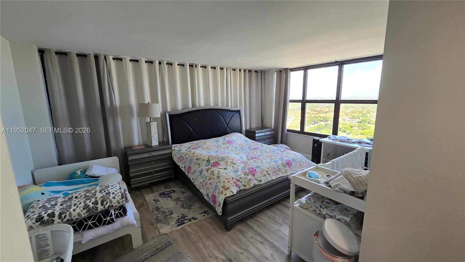 2500 Parkview Dr #2312 Hallandale Beach, FL 33009