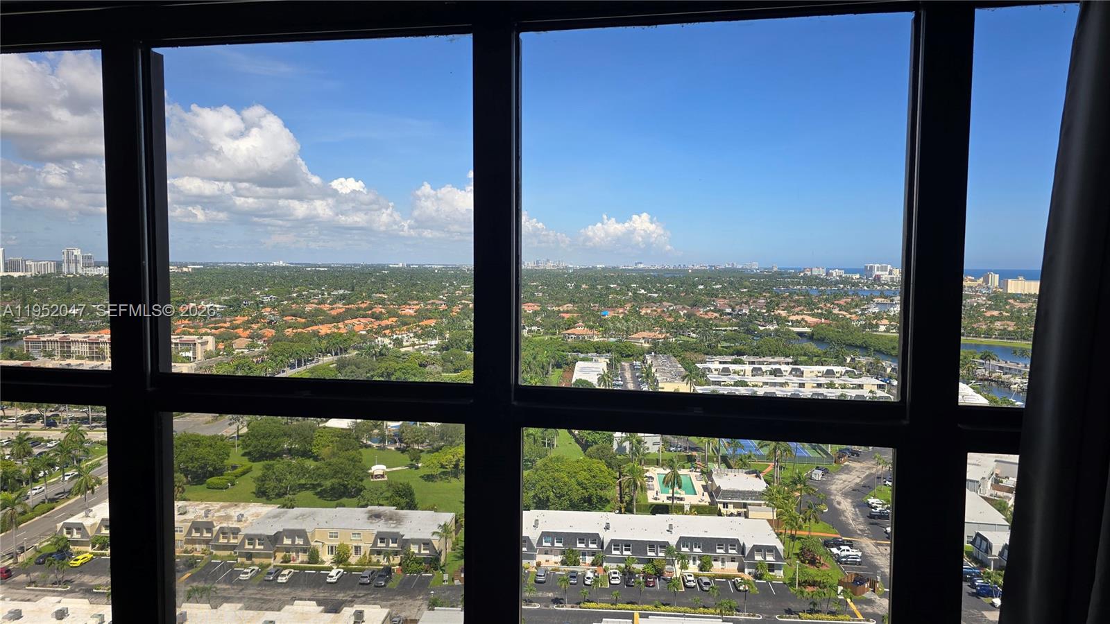 2500 Parkview Dr #2312 Hallandale Beach, FL 33009