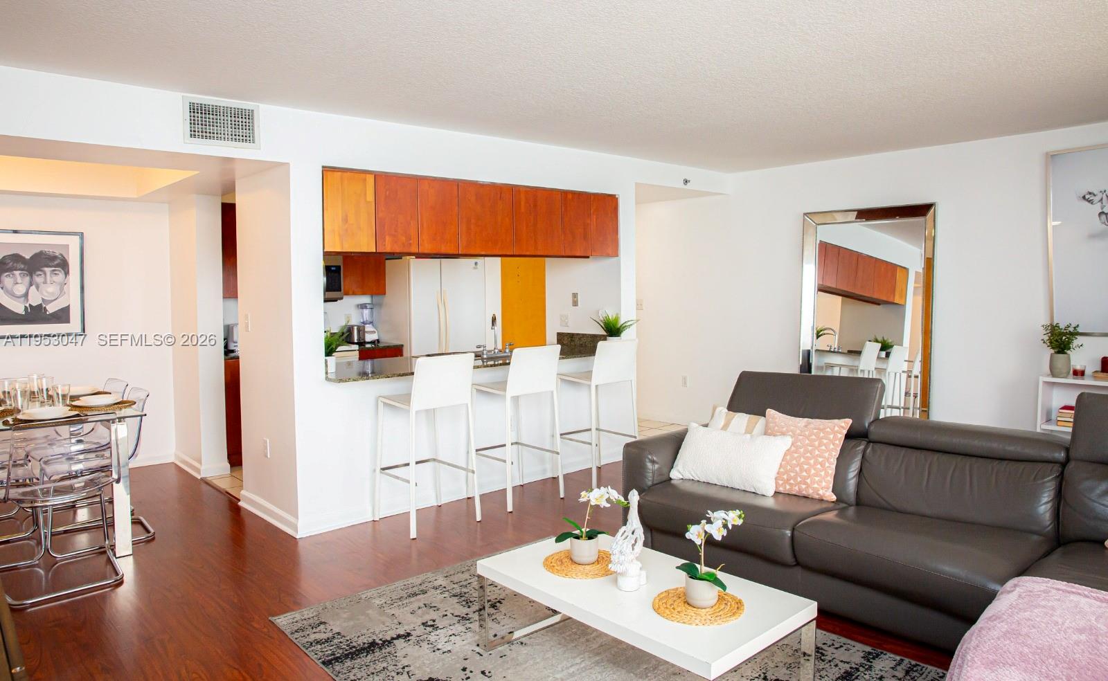 image The Club at Brickell Bay2