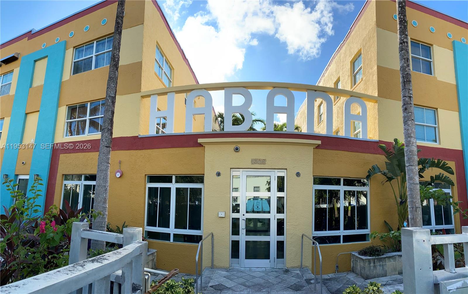 1308 Drexel Ave #102