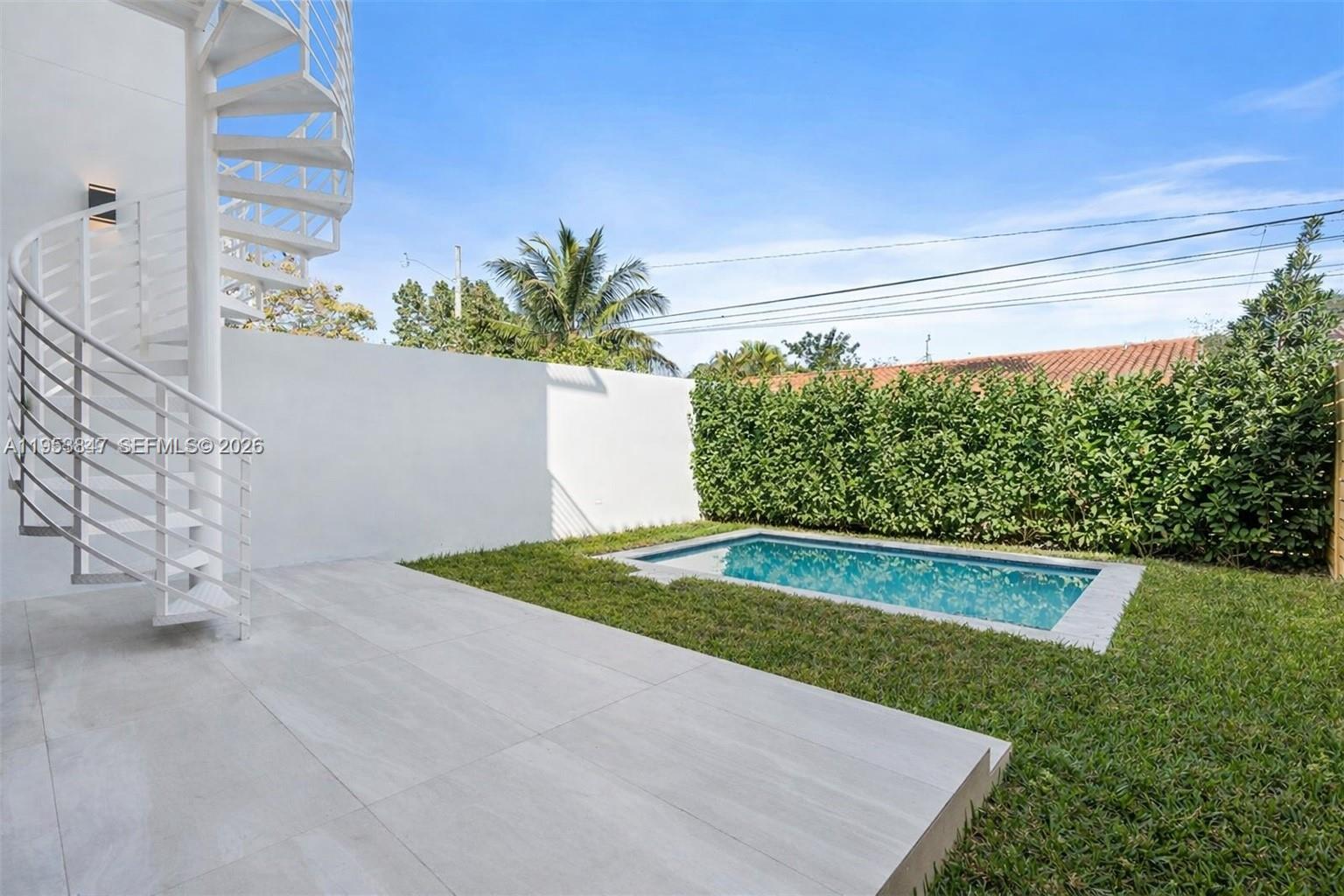 1245 SW 13th Ave #1245 Miami, FL 33135