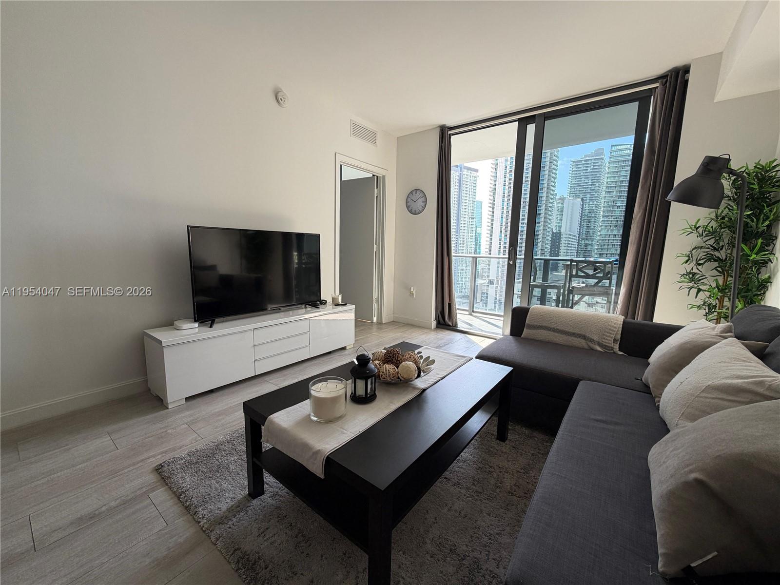 image Brickell Heights9