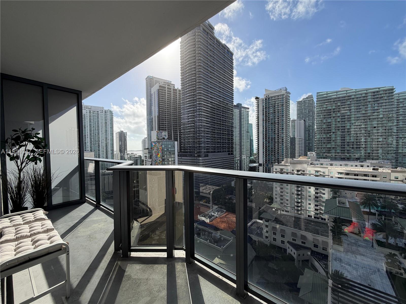 image Brickell Heights12