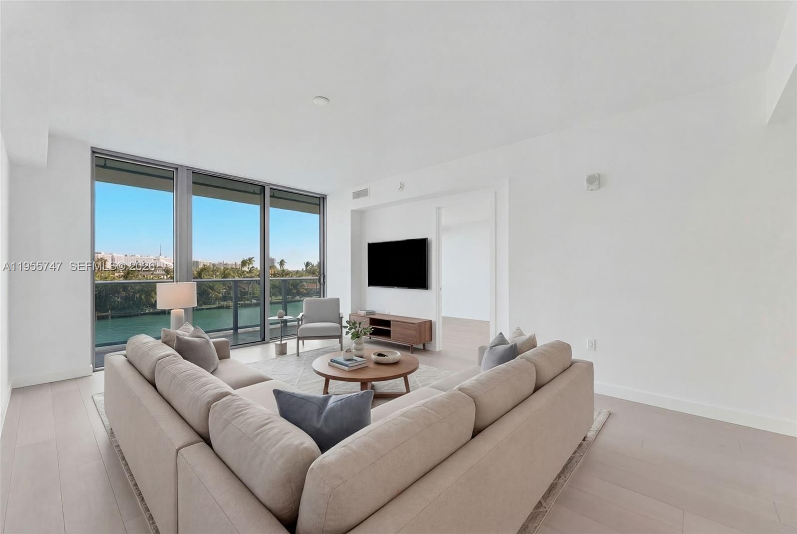 9221 E Bay Hbr Dr #403 Bay Harbor Islands, FL 33154