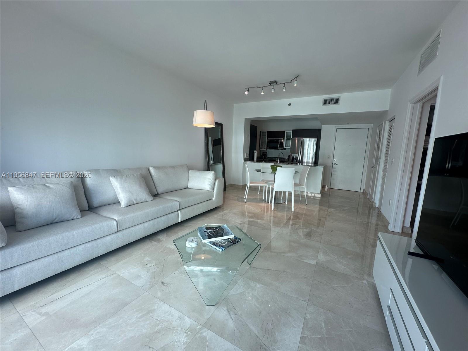 image The Plaza on Brickell East4