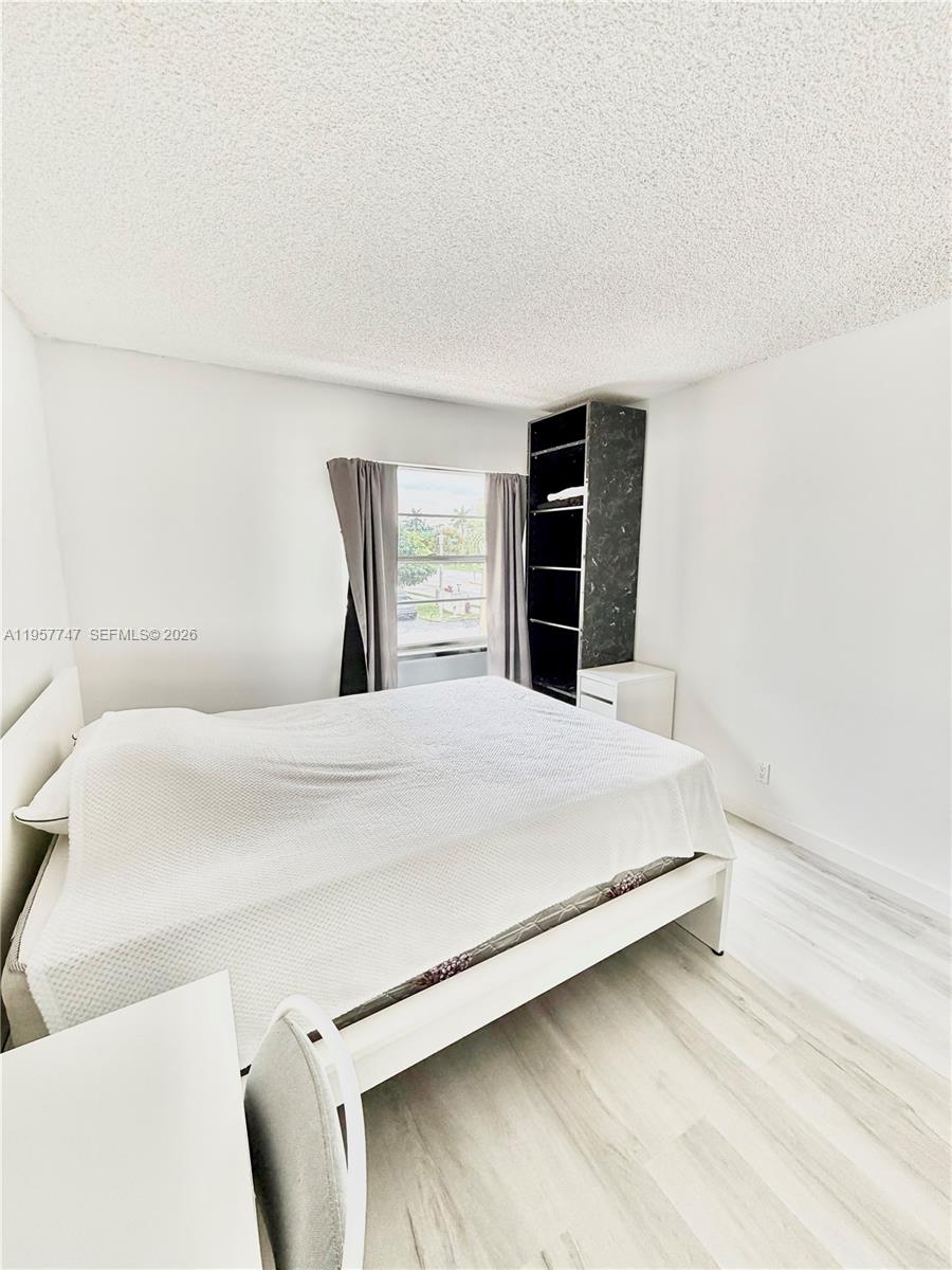 2203 NE 7th St #14 Hallandale Beach, FL 33009