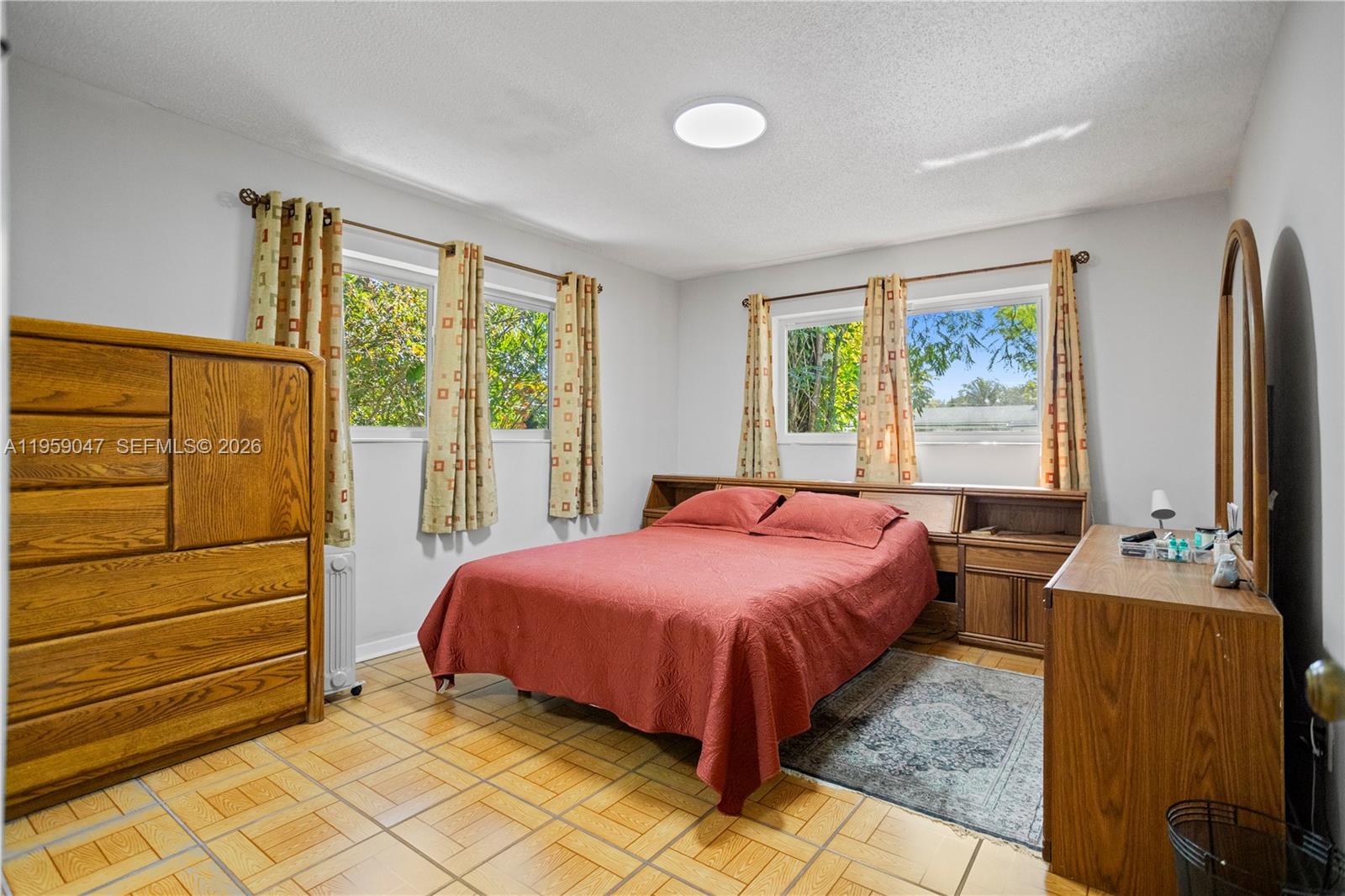 6331 SW 62nd Ter South Miami, FL 33143