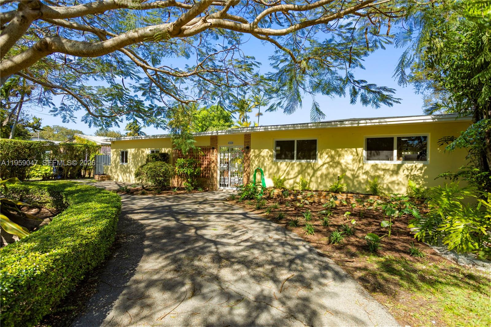 6331 SW 62nd Ter South Miami, FL 33143