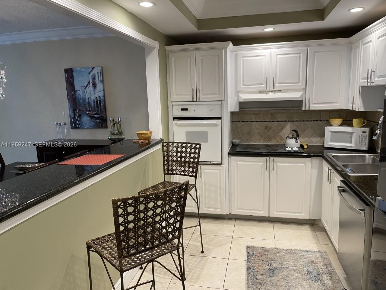 19390 E Collins Ave #1506 Sunny Isles Beach, FL 33160