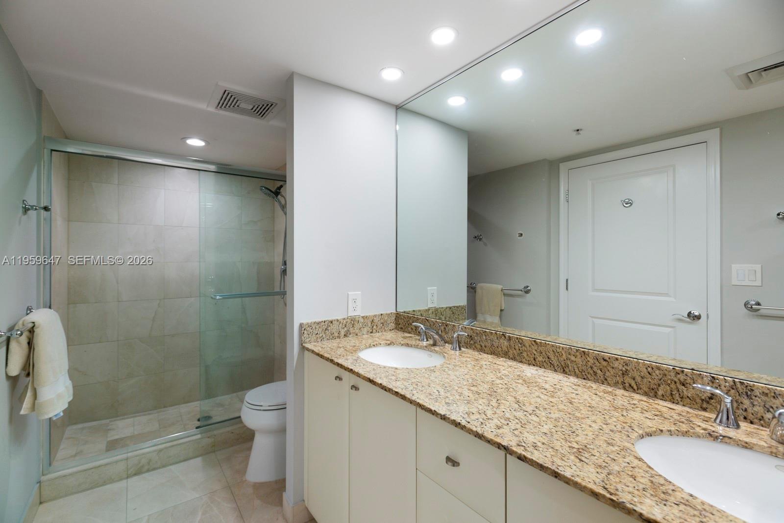 610 W Las Olas Blvd #2014N Fort Lauderdale, FL 33312