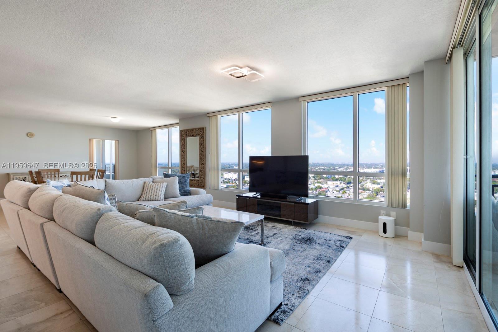 610 W Las Olas Blvd #2014N Fort Lauderdale, FL 33312