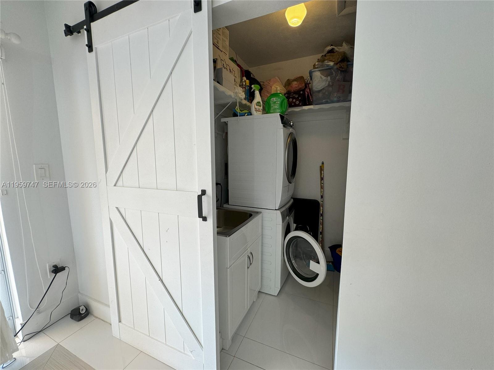 7002 Holly Rd Miami Lakes, FL 33014