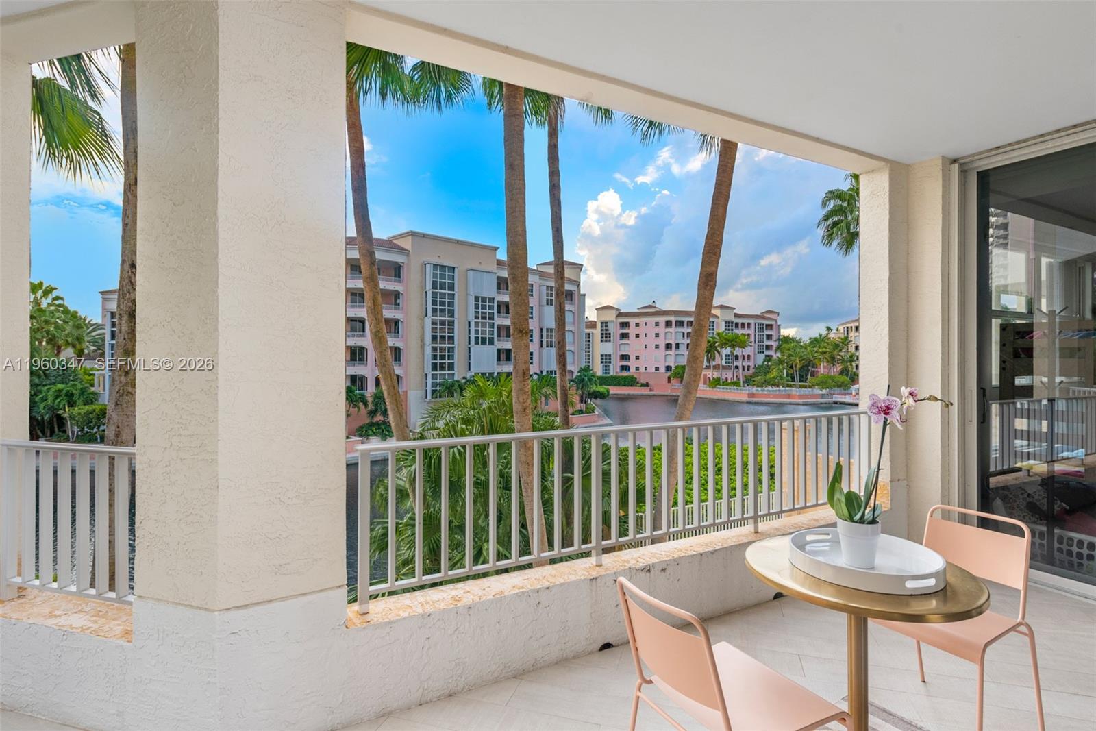 715 Crandon Blvd #305 Key Biscayne, FL 33149