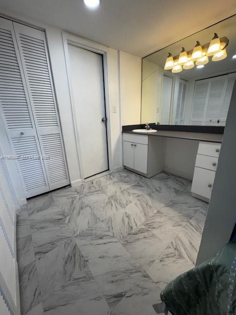 image Arlen House East10