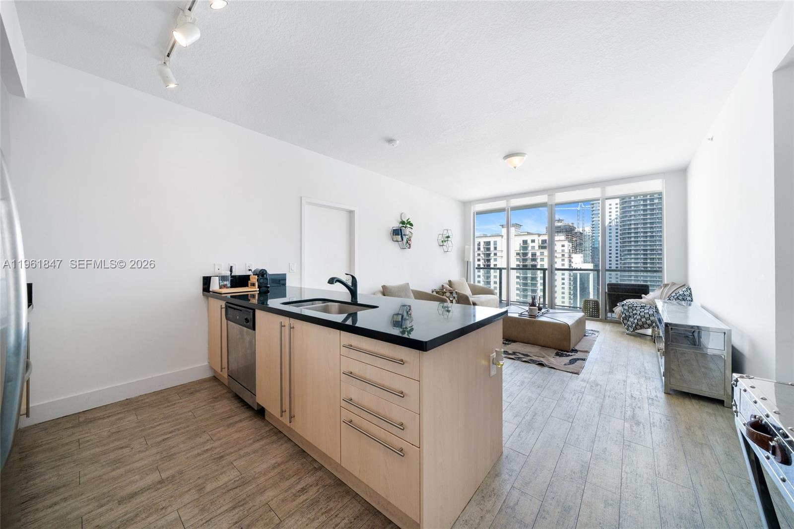 image Axis on Brickell North2