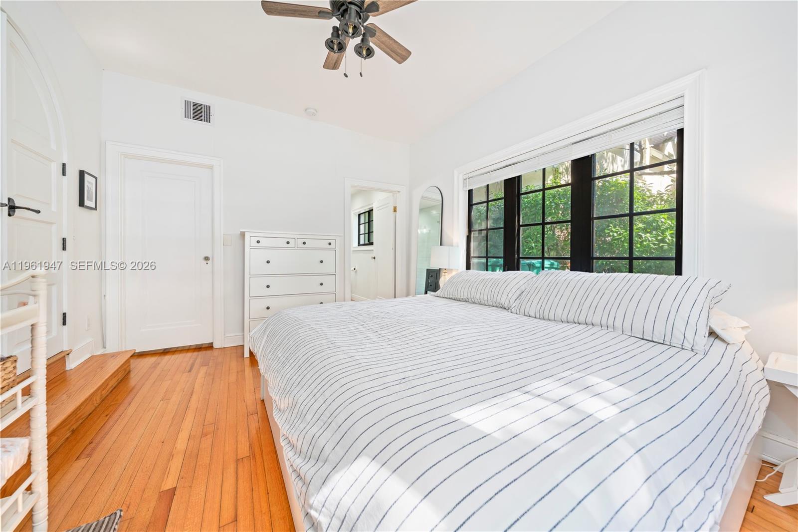 813 NE 81st St Miami, FL 33138