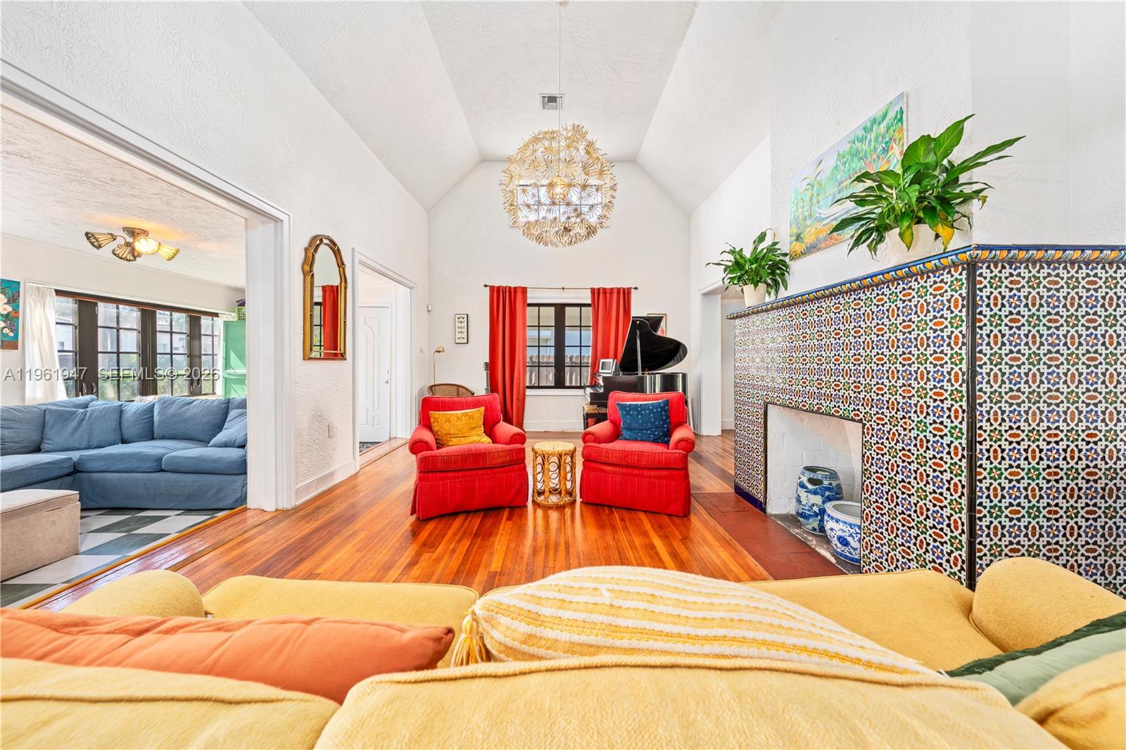 813 NE 81st St Miami, FL 33138