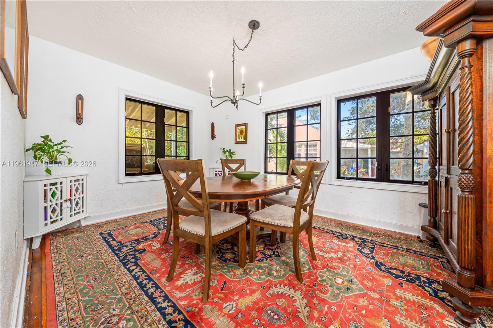 813 NE 81st St Miami, FL 33138