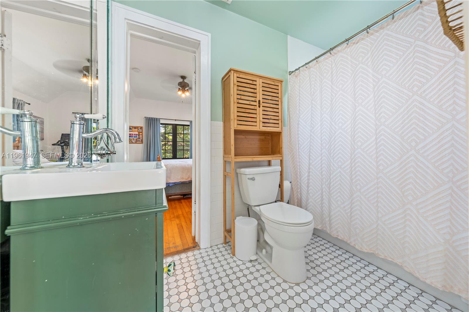 813 NE 81st St Miami, FL 33138