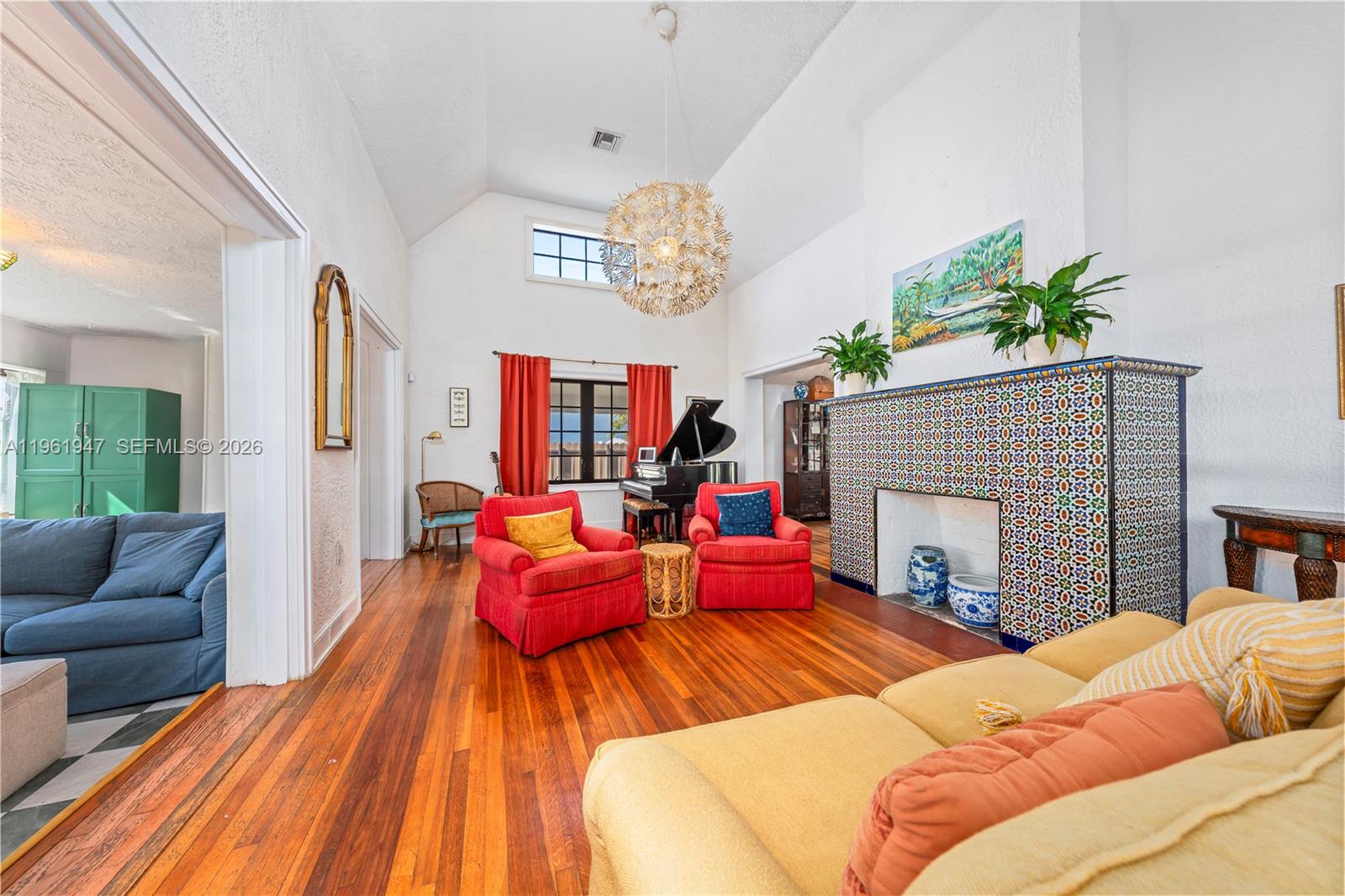 813 NE 81st St Miami, FL 33138