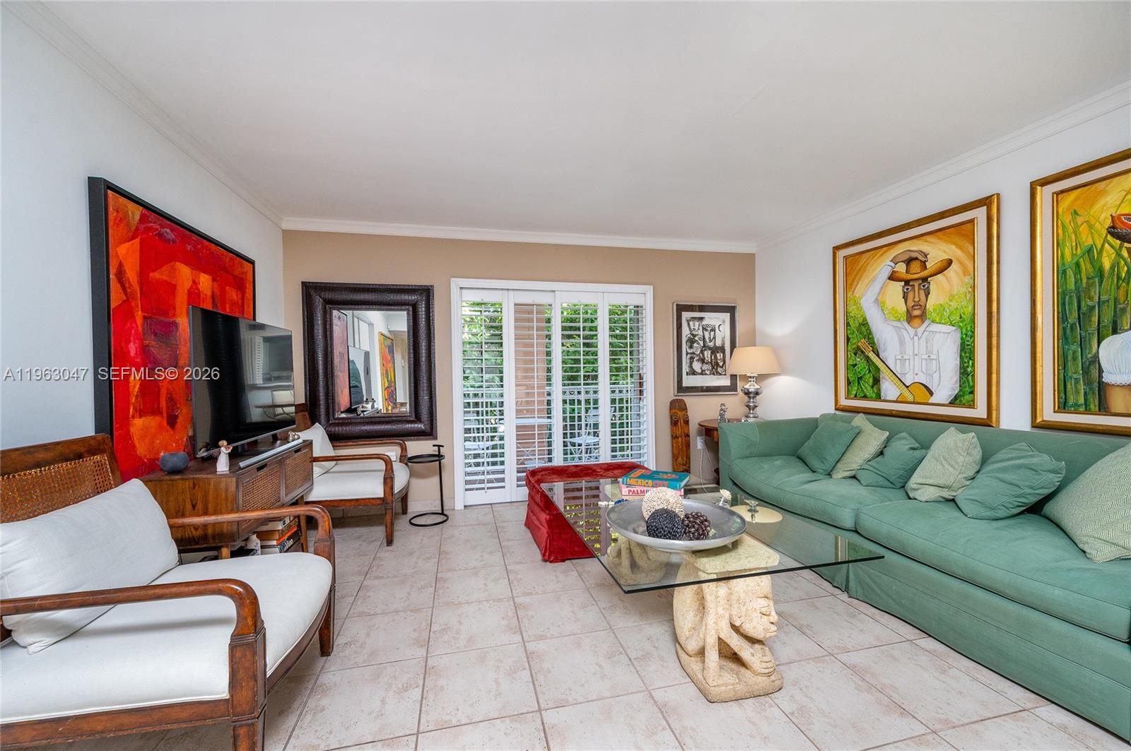 1 Alhambra Cir #403 Coral Gables, FL 33134