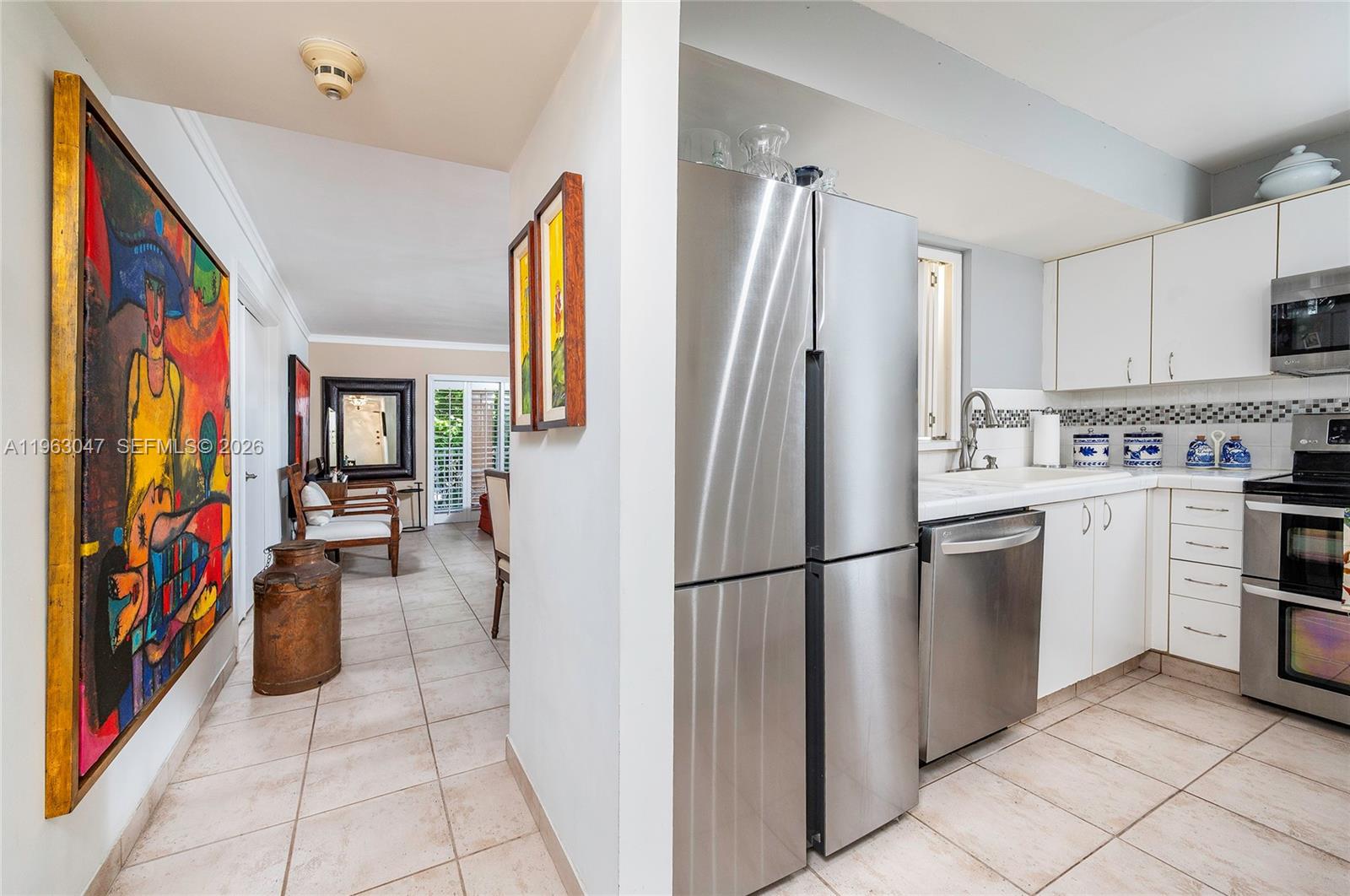 1 Alhambra Cir #403 Coral Gables, FL 33134