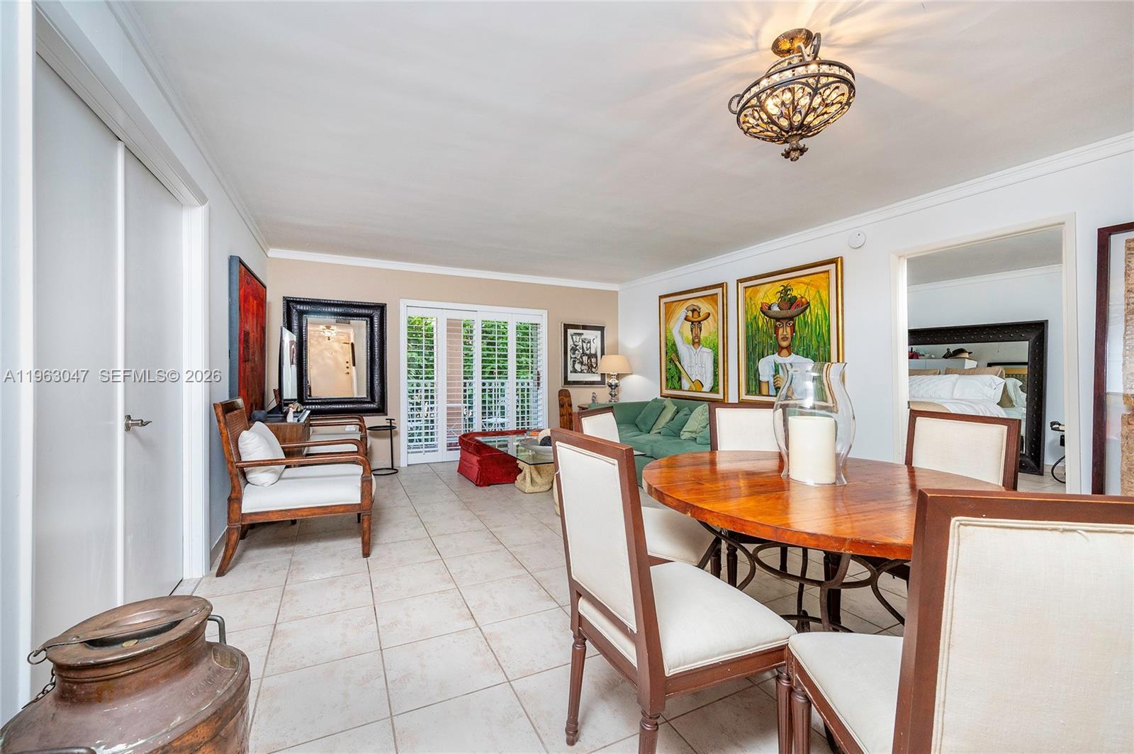 1 Alhambra Cir #403 Coral Gables, FL 33134