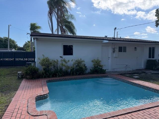 11615 SW 142nd St Miami, FL 33176