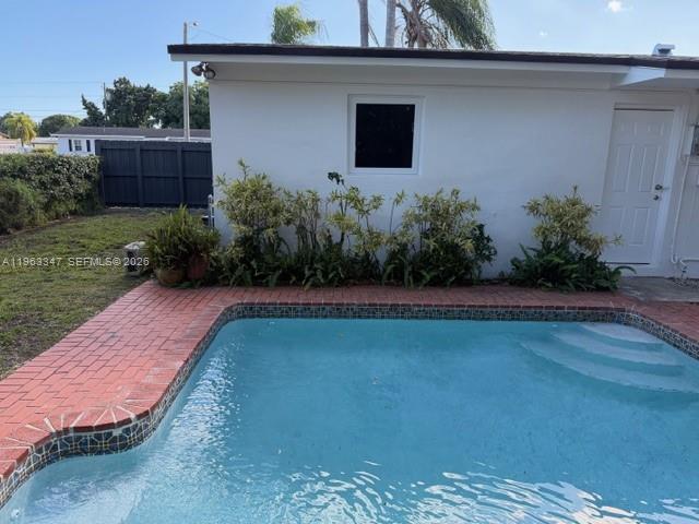 11615 SW 142nd St Miami, FL 33176