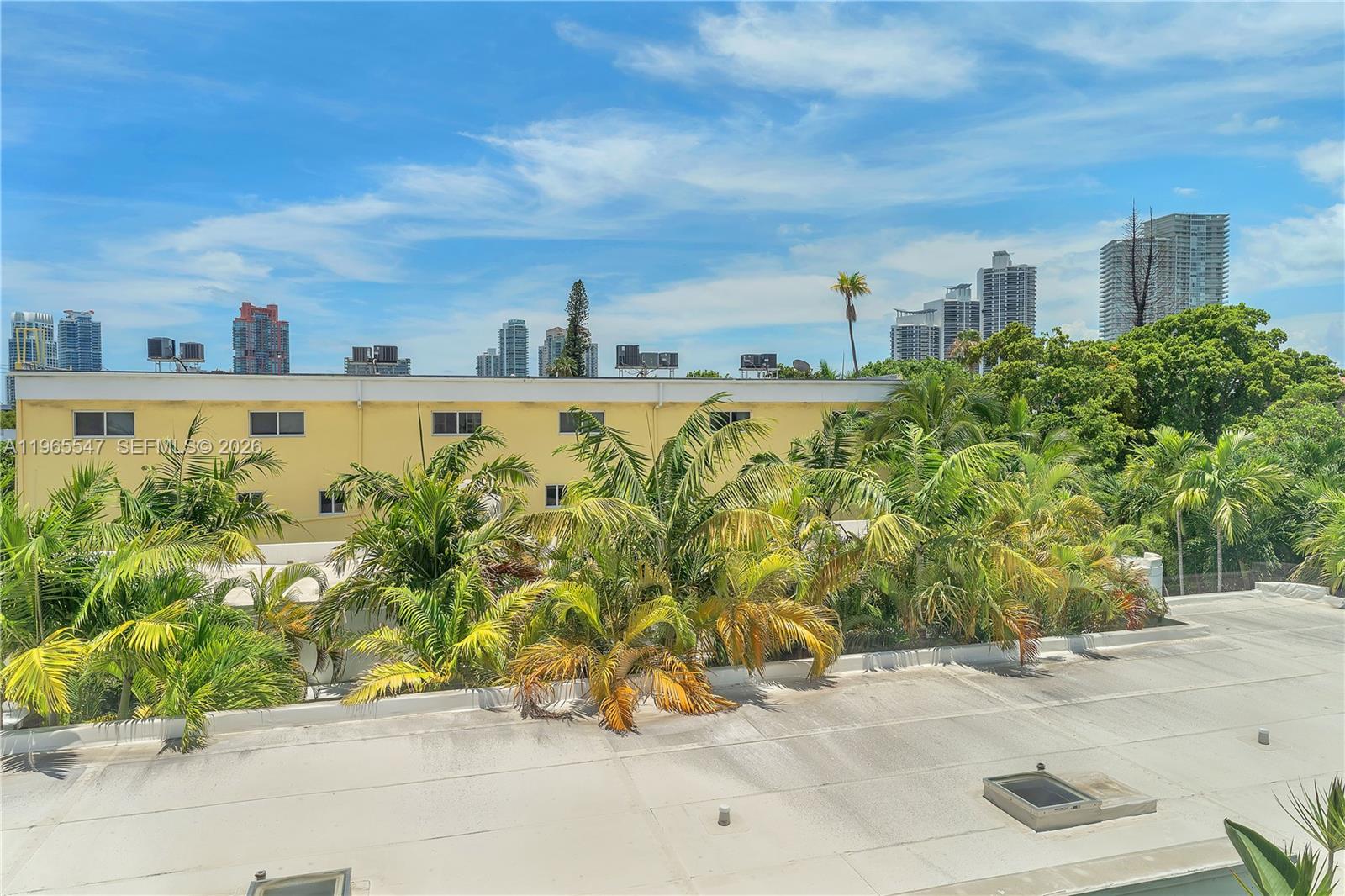 737 Jefferson Ave #305 Miami Beach, FL 33139
