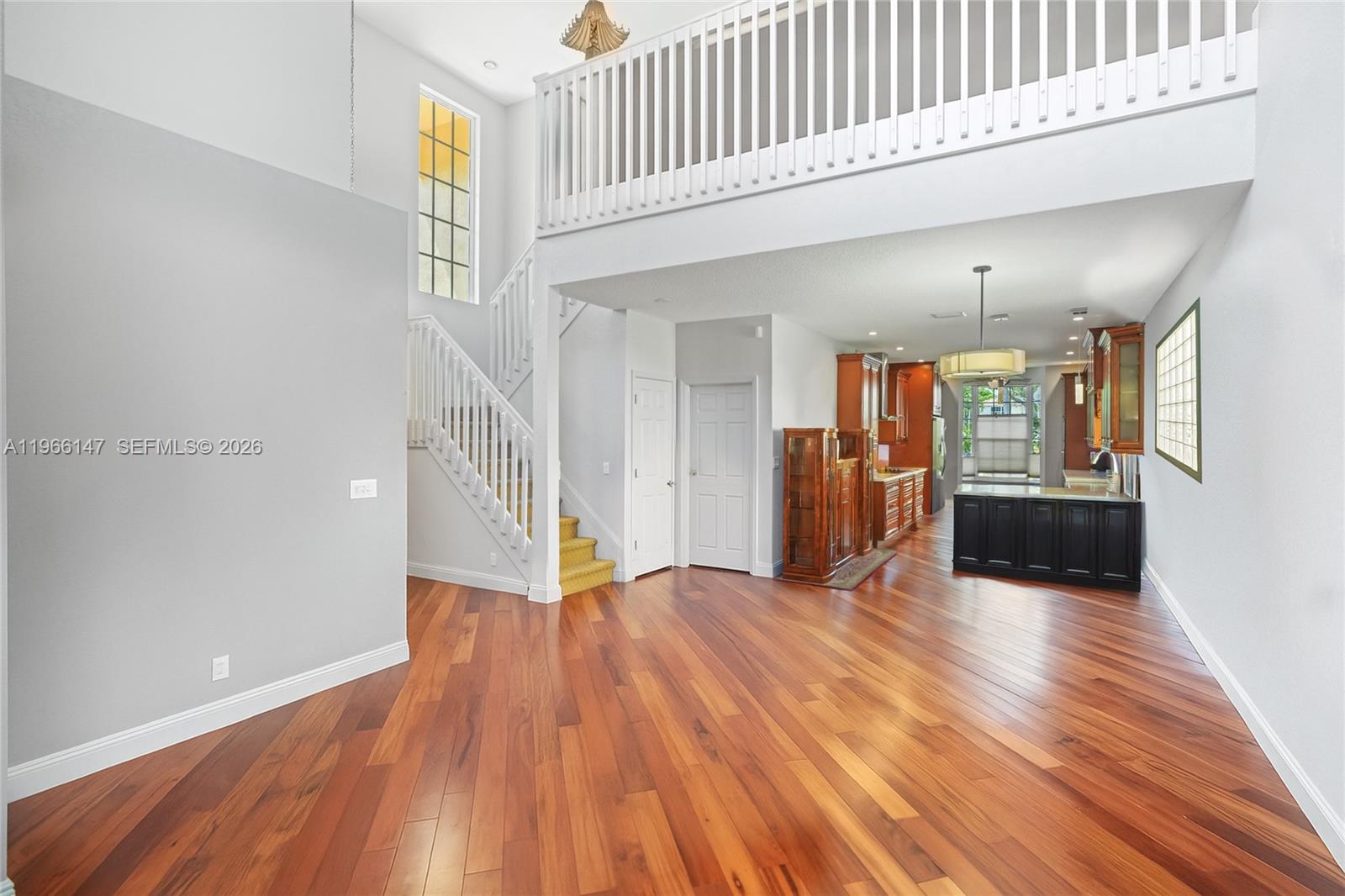 1282 Grant Ct Hollywood, FL 33019